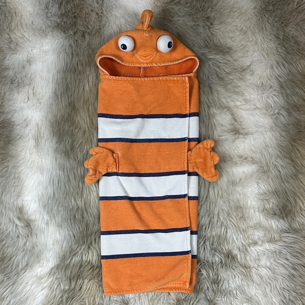 Pottery Barn Kids Hooded Bath Towel Fish and Sheep Toddler Beach Pool Preowned